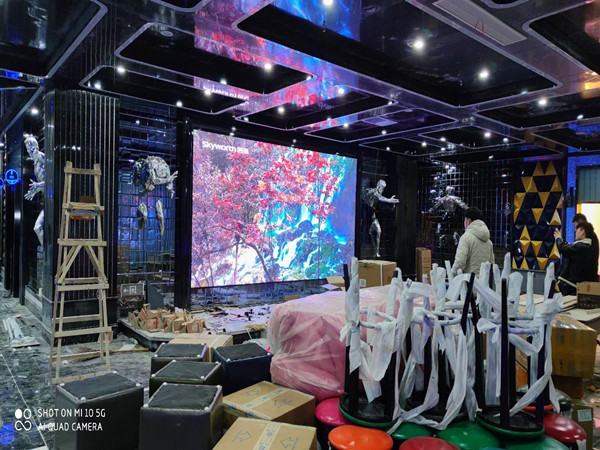 南宫室内P2.5全彩显示屏